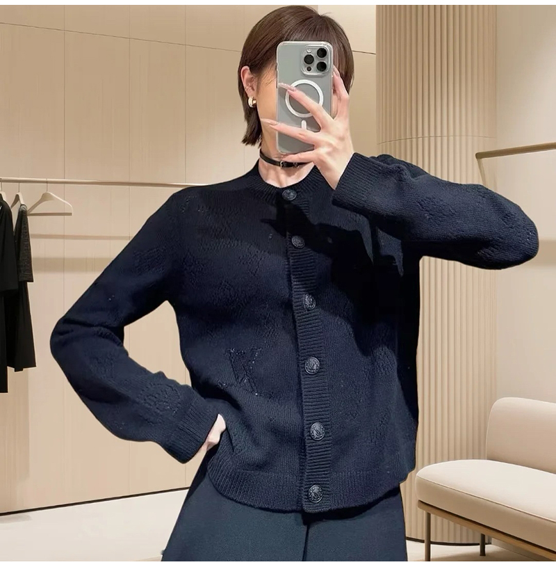 LOUIS VUITTON-1AH87X 루이비통 25년 신상 가디건 블랙 여성용 