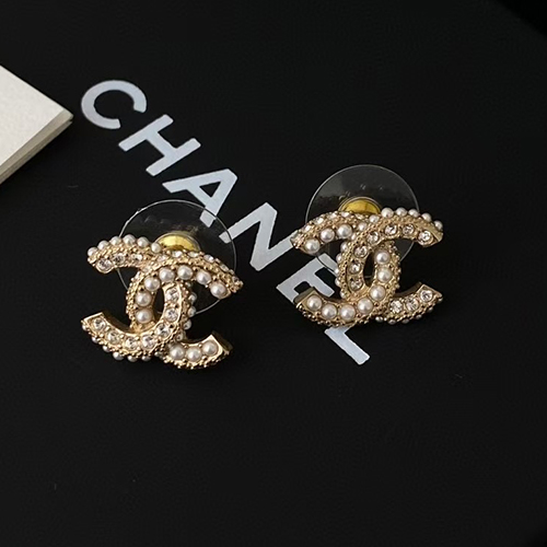 CHANEL-7079 샤넬 골드 크리스탈 장식 CC 로고 귀걸이