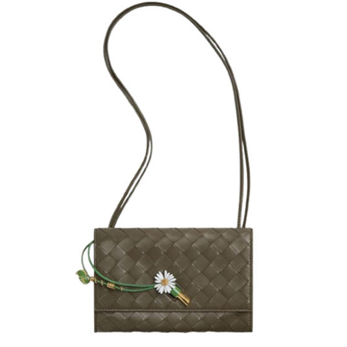 [스페셜오더]BOTTEGA VENETA-838870 보테가 베네타 카키 안디아모 데이지 파우치