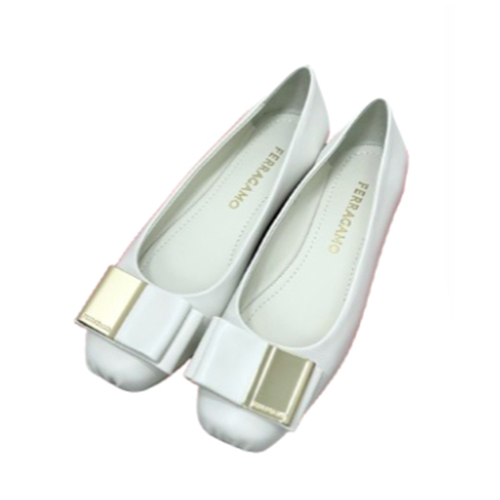 Ferragamo-07114 페라가모 화이트 양가죽 발레 플랫 슈즈