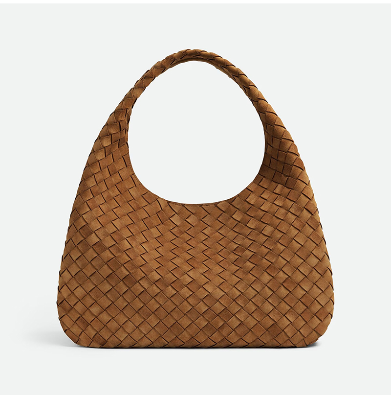 [스페셜오더]BOTTEGA VENETA-844250 보테가베네타 인트레치아토 엠버 스웨이드 가죽 라지 캄파나